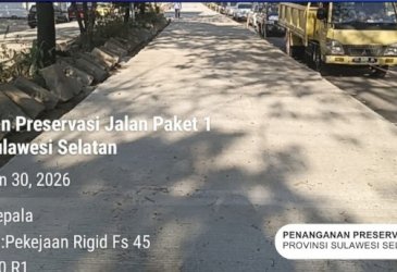 Pemasangan Kerb Median Jalan Hertasning, Progres Tembus 74 Persen