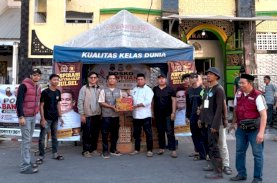AAS Community Salurkan Bantuan Sosial untuk Warga Terdampak Kebakaran di Jalan Kandea Makassar