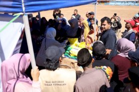 Andi Amar Ma&rsquo;ruf Sulaiman Tinjau Pasar Pangan Murah, Pastikan Masyarakat Dapat Bahan Pokok Terjangkau
