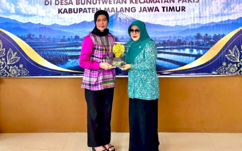 STUDI TIRU. TP PKK Kabupaten Bulukumba Andi Herfida Muchtar diterima langsung Ketua TP PKK Kabupaten Malang Anis Zaidah Sanusi, di Desa Bunutwetan, Kecamatan Pakis, Senin (3/8/2026). foto: istimewa