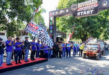 Andi Sudirman Sulaiman Lepas 500 Peserta Bhayangkara Offroad Merdeka Seri V 2026