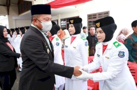 Andi Utta Kukuhkan 72 Anggota Paskibraka Bulukumba