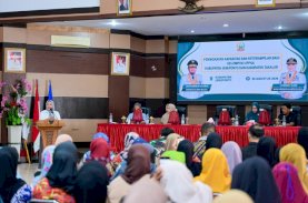 Wagub Sulsel Buka Pelatihan Perempuan dan Serahkan Dukungan Usaha bagi UPPKA Jeneponto dan Takalar