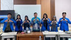 Mahasiswa Unismuh Makassar Kembangkan Aplikasi Penerjemah Bahasa Isyarat Dua Arah Berbasis AI