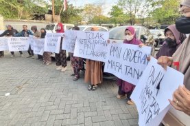 PMII Makassar Dikejar Emak-emak karena Membela Mafia Tanah