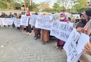 PMII Makassar Dikejar Emak-emak karena Membela Mafia Tanah