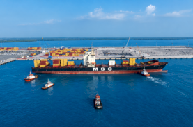 IPCM Berhasil Layani Sandar Perdana Kapal Berukuran Panamax di Pelabuhan Patimban