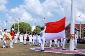 Sukses Kibarkan Sang Merah Putih, Paskibraka Bulukumba Dapat Aplaus dari Warga dan Peserta Upacara