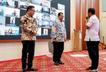 Jufri Rahman dan Iqbal Suhaeb Masa Purnabakti