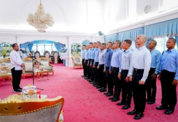 Andi Sudirman Sulaiman Lepas 20 Taruna Penerima Beasiswa Penerbangan, Siapkan Pilot Andal Kebanggaan Sulsel