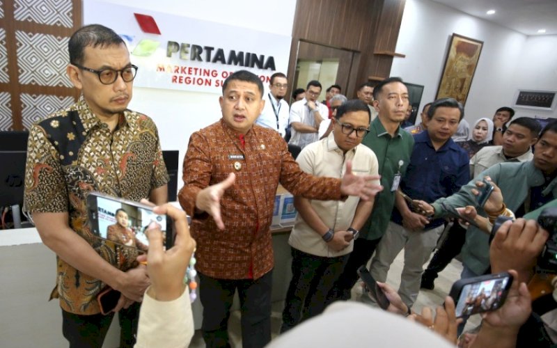 Munafri Arifuddin (kedua kiri). foto: istimewa