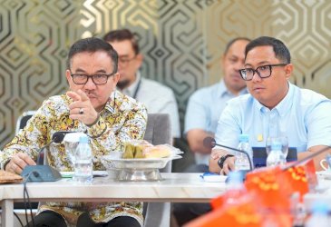 Sekda Sulsel Pimpin Rakor Penyaluran BBM Bersubsidi, Antrean SPBU Jadi Perhatian
