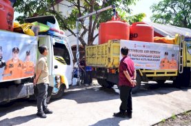 PDAM Makassar Salurkan 2.550 M&sup3; Air Bersih untuk Warga Terdampak Kekeringan