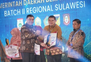 Munafri Arifuddin Terima Dua Penghargaan Pemda Berprestasi 2026 dari Kemendagri