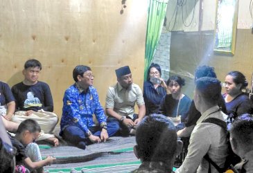 Andi Sudirman Sulaiman Beri Santunan dan Biaya Pendidikan Anak Petugas Karhutla yang Gugur di Torut