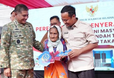 Andi Sudirman Sulaiman Hadirkan Harapan Baru bagi 40 Keluarga di Takalar Melalui Bantuan Rumah Layak Huni