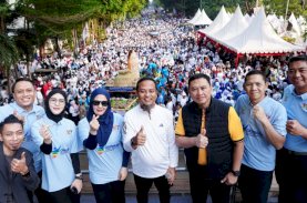 Andi Sudirman Sulaiman Lepas Puluhan Ribu Peserta Jalan Sehat Anti Mager dan Kirab Swasembada Pangan