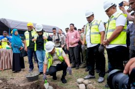 Andi Sudirman Sulaiman Groundbreaking Revitalisasi Lapangan Sepak Bola Pallempang Luwu