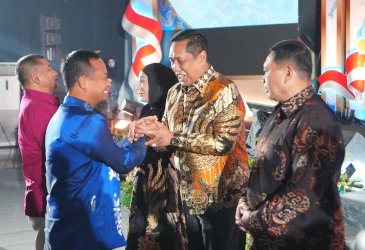Malam Pisah Sambut Kapolda Sulsel, Andi Sudirman Sulaiman Harapkan Sinergi Berlanjut