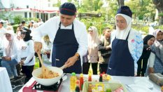 Munafri Arifuddin Juara I Lomba Masak Nasi Goreng Antarkepala Daerah Se-Sulsel